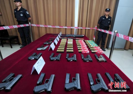 深圳多名大学生贪高回报走私武器弹药入境被捕
