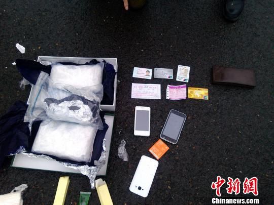 重庆警方破获特大贩卖运输毒品案缴获冰毒23公斤