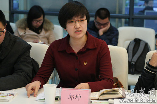 郎坤教你如何打造72万粉丝的正能量网络大V