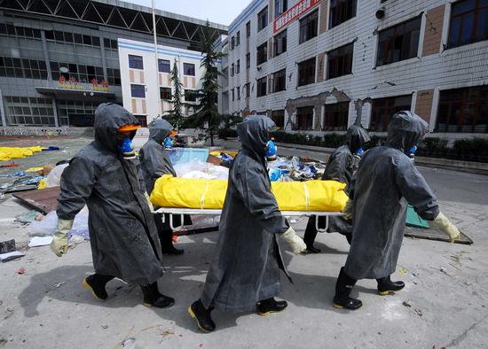 图文：绵竹市汉旺镇加强遗体处理防止疫情发生