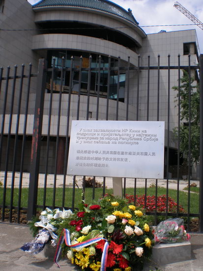 йפʹݱը10ƽĻ(ͼ)