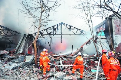 南京工厂爆炸事故众多伤者均是被砸伤(图)