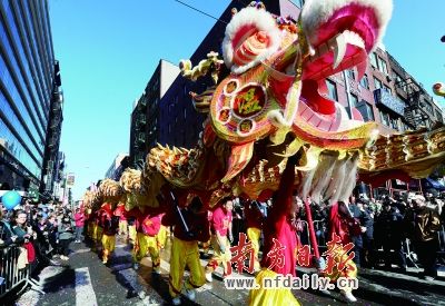 纽约唐人街庆春节活动吸引近10万人参与(图)