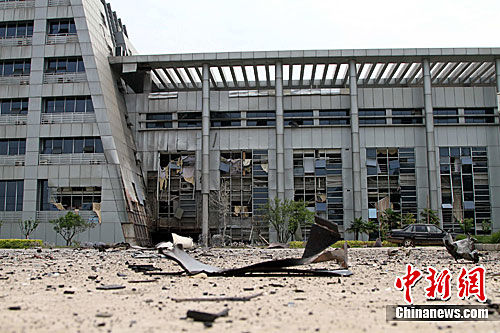 组图:江西抚州市临川区行政中心爆炸现场