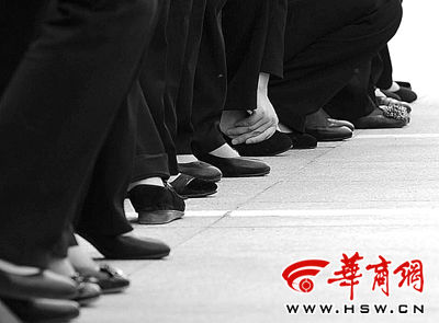 有一种等待叫做"脚疼"(图)