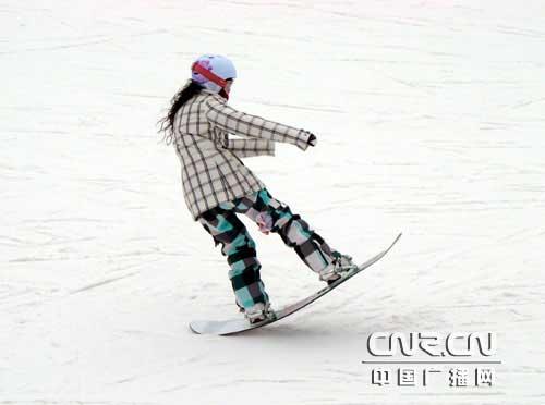 冬至张家口崇礼万龙滑雪场体味快乐[组图]