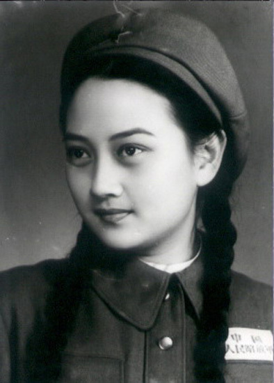 ���й���һ������˫ܰŮӰ�Ǿ���