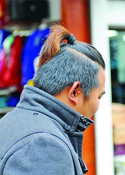 再短也要<em>扎辫子</em>!_新闻中心_新浪网
