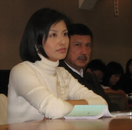 民进党美女"立委"患卵巢癌 曾动手打国民党人