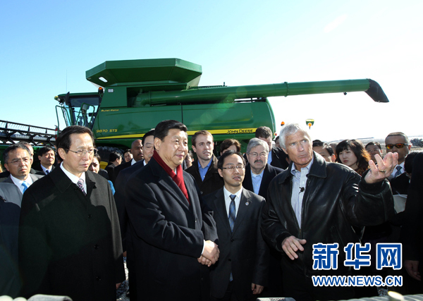 记习近平副主席在美国艾奥瓦州参观金伯利农场