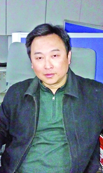 洗澡不慎滑倒摔伤浴室应承担一定赔偿