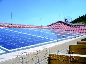 济南首个家庭光伏电站并网