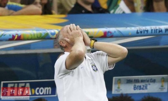 外媒:斯拉科里辞职 邓加重返巴西足球队帅位