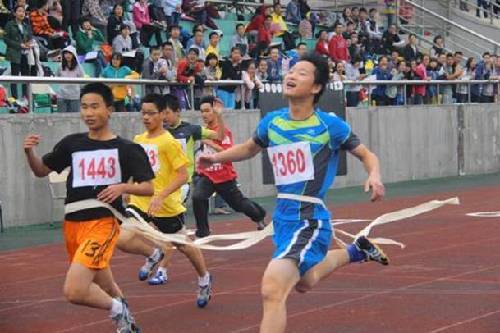 浙江省:杭州外国语学校优质办学 体育亦精彩_