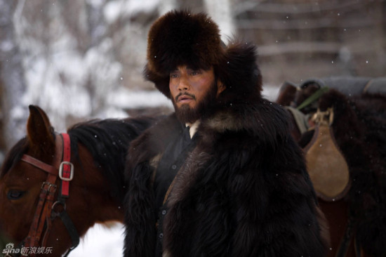 英媒:电影《智取威虎山》受热捧 传递正能量_新浪新闻
