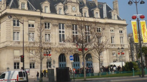 港媒:中国人乘巴黎地铁屡遭抢 大使馆建议搭巴士