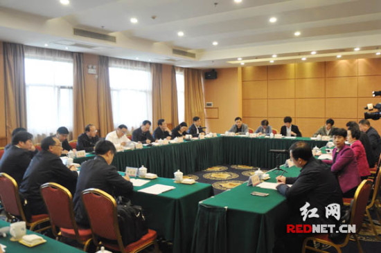 大陆港澳台经济总量_斗罗大陆图片(3)