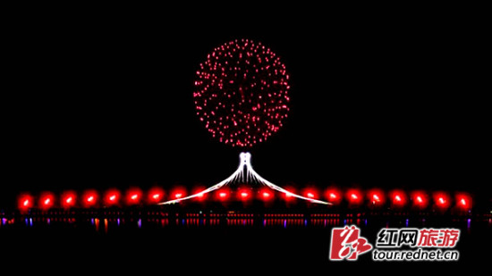 5月2日起长沙橘子洲焰火再现