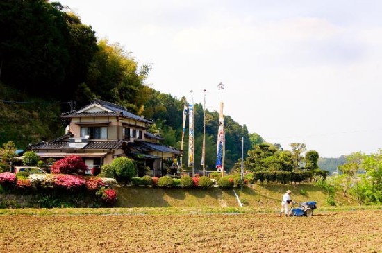 日本农村送钱送房吸引城里人 结果外国人更有