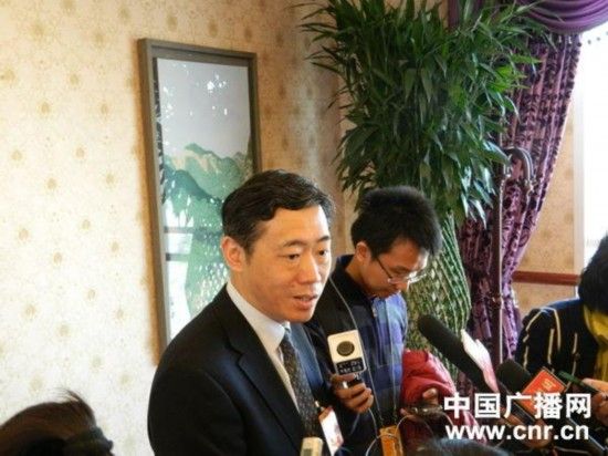 政协委员说环保：重视节能减排保证百姓知情权