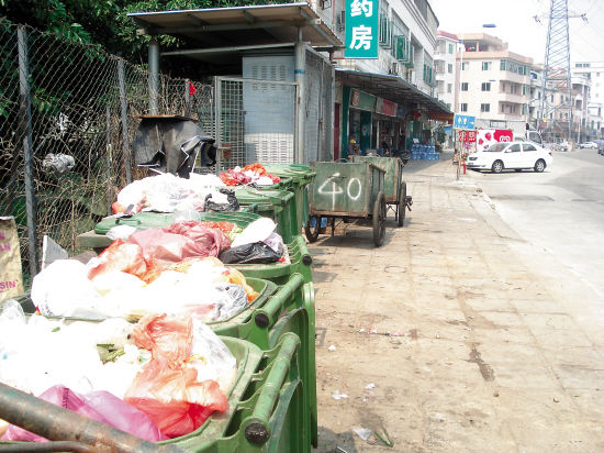 东莞垃圾问题一度引起各方关注，垃圾处理面临严峻形势 羊城晚报记者 单辉强 摄 