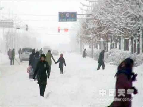 新疆塔城下暴雪 部分路段春运将受影响