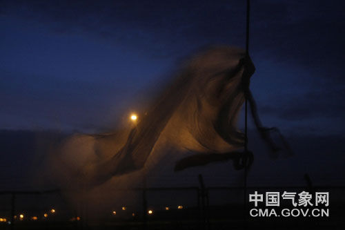 【追风现场】上海小洋山风力达到10级_天气预报