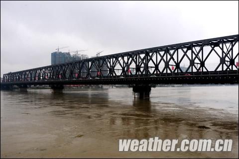 汉江迎入秋首次洪峰 湖北襄阳段超设防水位1.