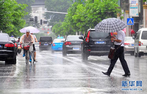 武汉昨日暴雨 三镇未现大面积渍水|天气|天气预