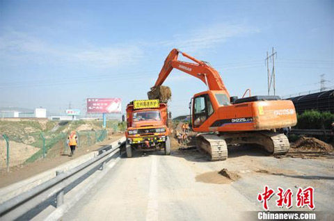 甘肃大部降暴雨严重损毁公路交通设施|甘肃|暴