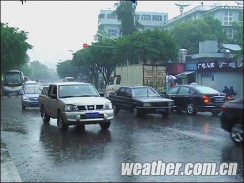 福建甘露解干旱 未来三天局部迎暴雨|福建|暴