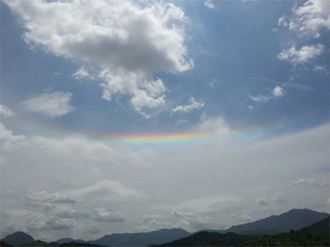 江西上栗县出现罕见倒立彩虹|彩虹|罕见|上栗