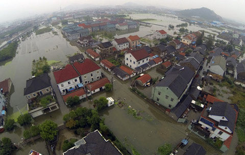 余姚警钟 台风云系暗藏危险扰动_新浪天气预报