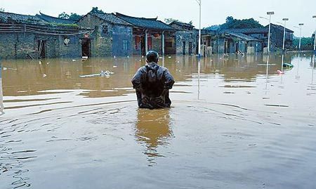 南方暴雨已致9省份37人死亡(图)|死亡|南方暴雨