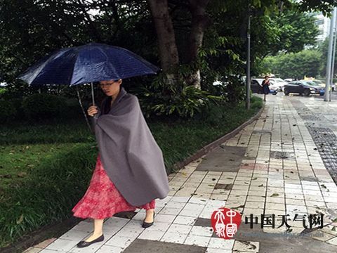 今夜起重庆迎大到暴雨 局地伴有强对流天气_新