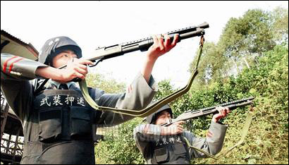 现代镖师自述:押钞最担心手插裤包的人(图)