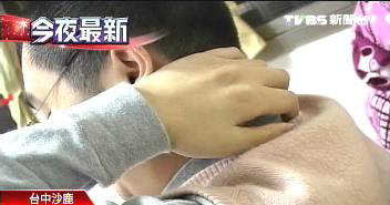 男硕士因医生推拿不当致瘫获赔963万(图)