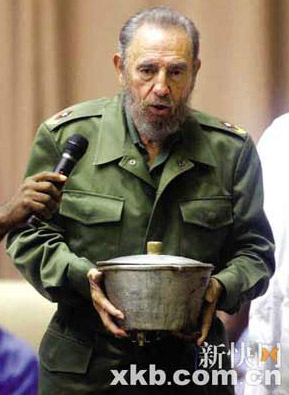 古巴国家领导人菲德尔·卡斯特罗,月收入30美元.