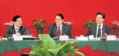 坚持和完善人民代表大会制度走中国特色社会主