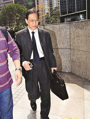 香港前入境主任涉骗贷650万 退休前2月被捕(图