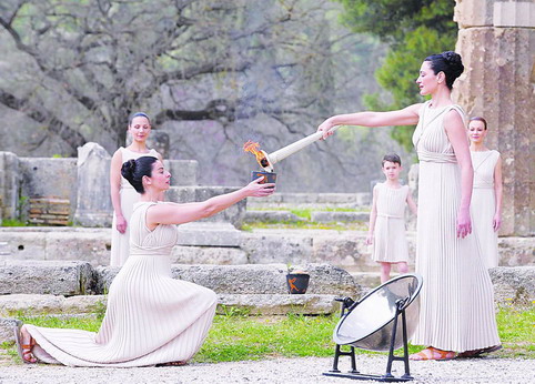 北京奥运圣火在希腊奥林匹亚采集成功