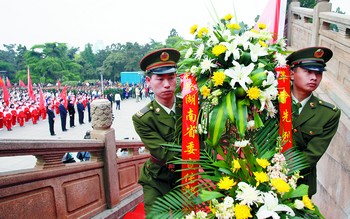 省会长沙昨举行清明节大型纪念活动