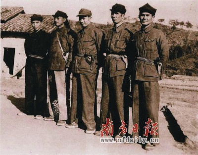 ������ͬ־��ƽ