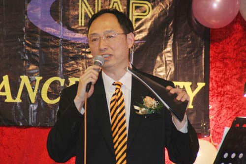 加拿大华人政党民族联盟党党领竞逐列治文市市