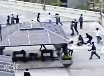 香港50名初中生群殴短片被曝光(图)