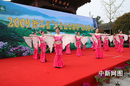 “江南茶祖”西湖传情