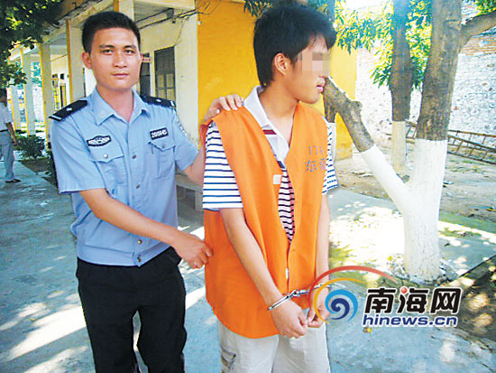 高3学生开房时被抓[图]