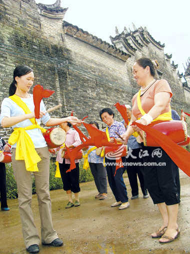 文化站长学技(图)