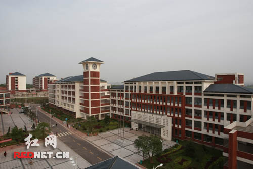湖南软件职业学院:美丽校园构筑和谐软环境