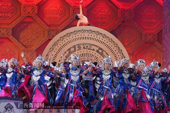 [原创]2009广西南宁国际民歌节今晚正式拉开帷